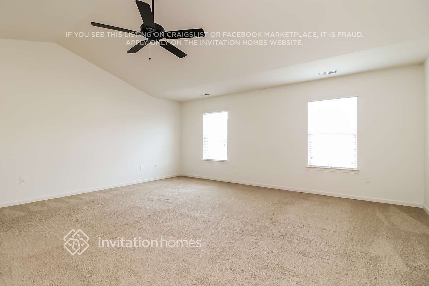 Building Photo - 200 Gaillardia Way