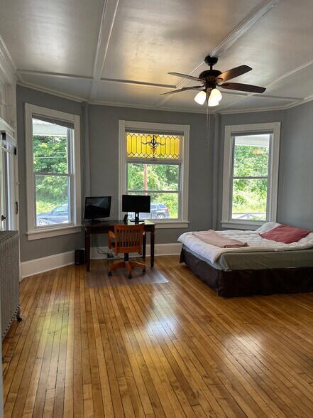 Master Bedroom - 59 Railroad Ave