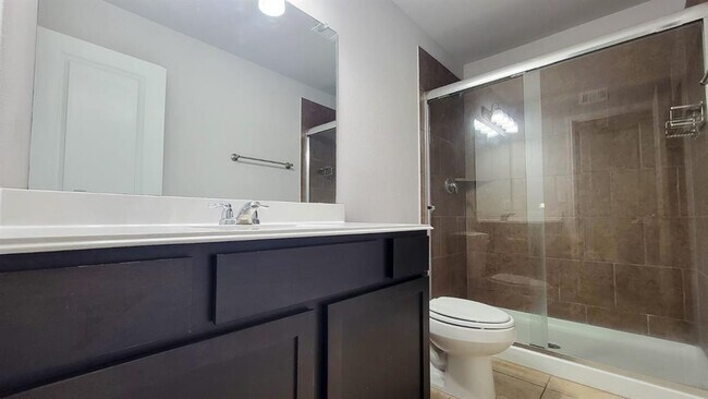 Building Photo - 404 Ferrule Dr