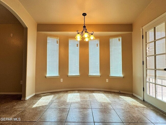 Building Photo - 13981 Sandy Rock Dr