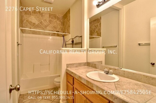 Building Photo - 2276 Capet St