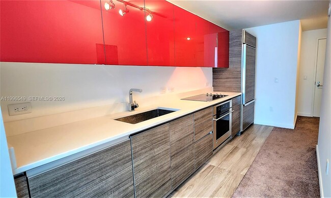 Building Photo - 1100 S Miami Ave