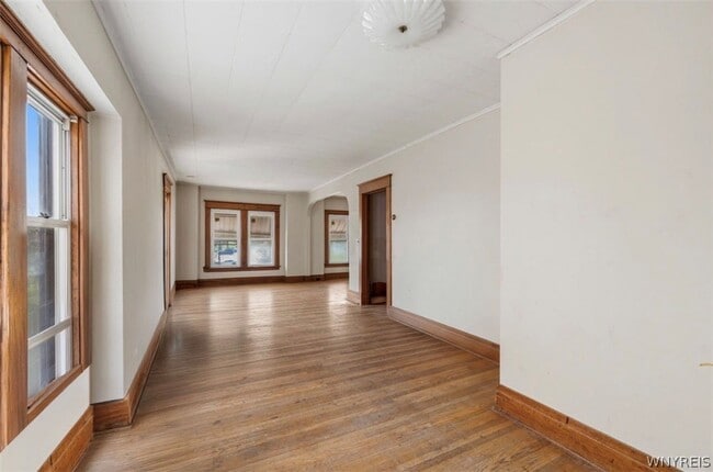 Building Photo - 1067 Tonawanda St