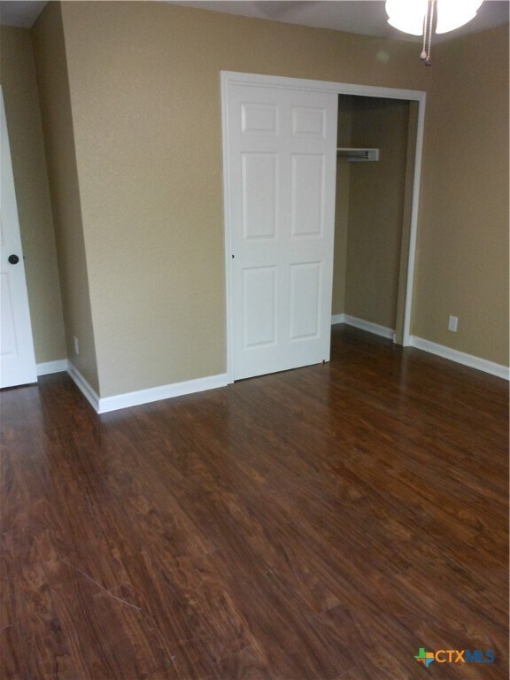 Building Photo - 617 San Augustine Blvd