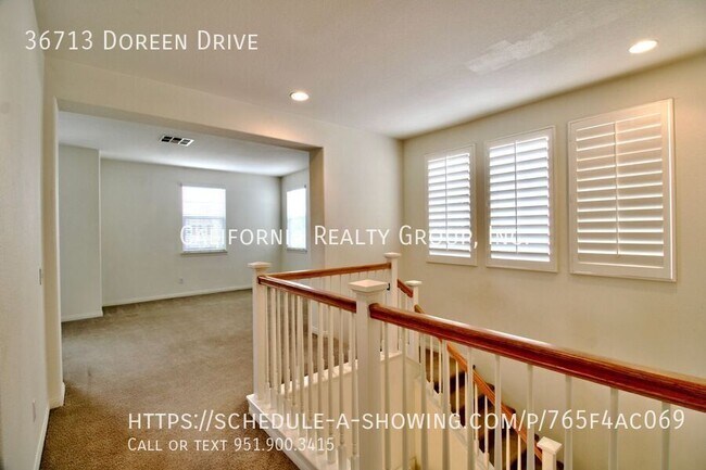 Building Photo - 36713 Doreen Dr