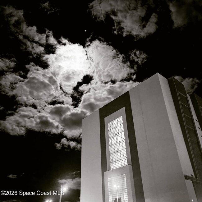 Building Photo - 3 Indian River Ave