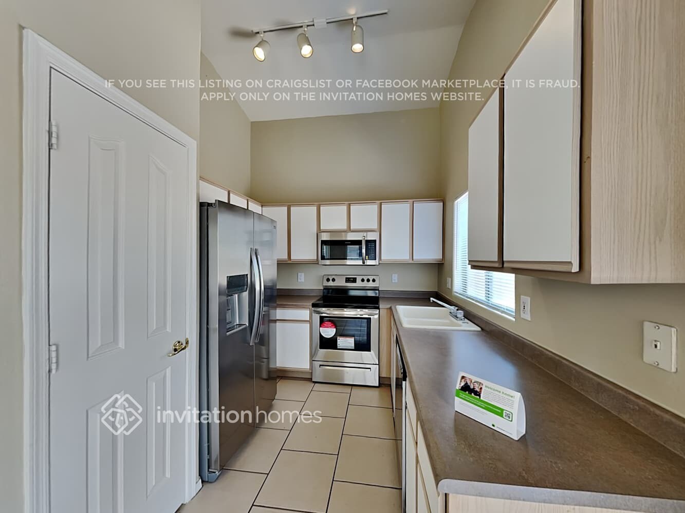 Building Photo - 17738 N White Horse Trail