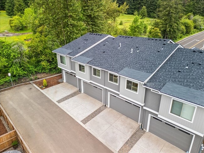 Building Photo - 16742 SE Scouters Mountain Rd