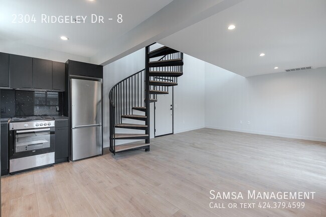 Building Photo - 2304 Ridgeley Dr