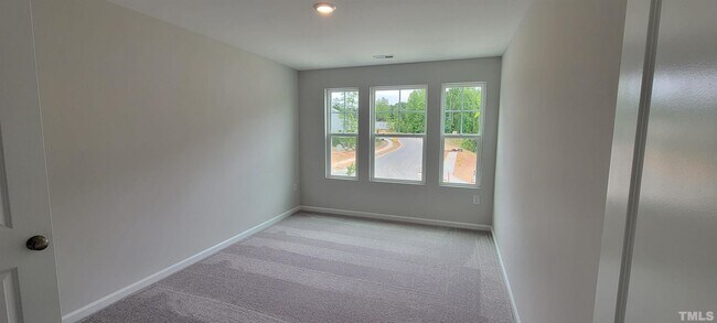 Building Photo - 304 Hazy Hills Ln