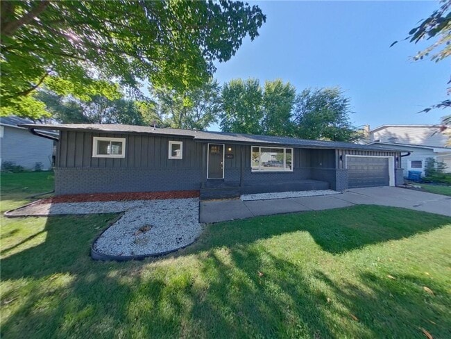 Primary Photo - 1455 Oakdale Ave