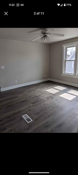 Building Photo - 204 N State St