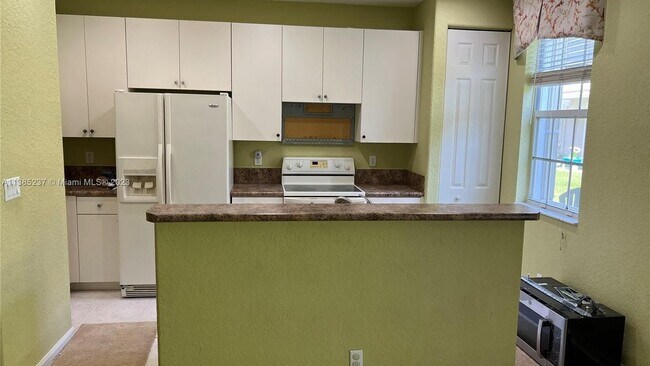 Building Photo - 4439 Regal Ct