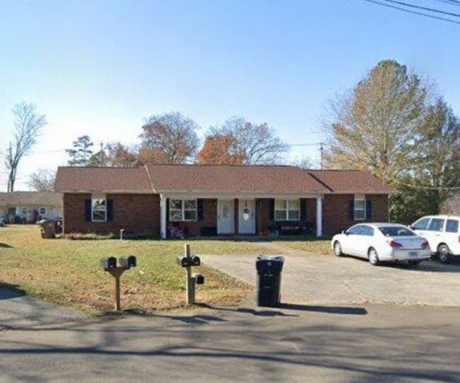 Primary Photo - 3803 Citation Ln