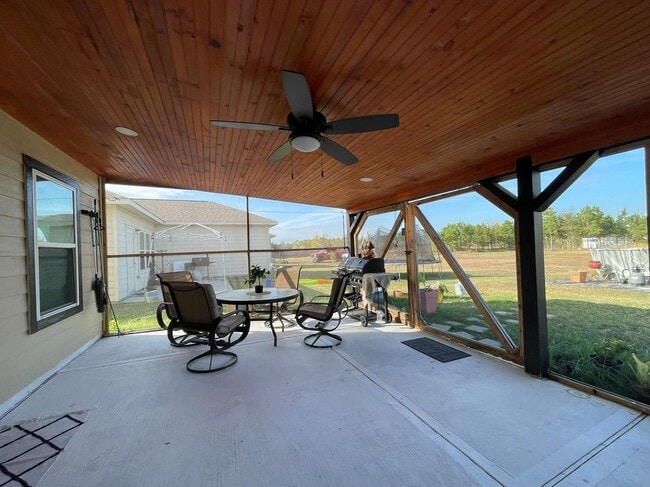 Building Photo - 1404 Rd 5102