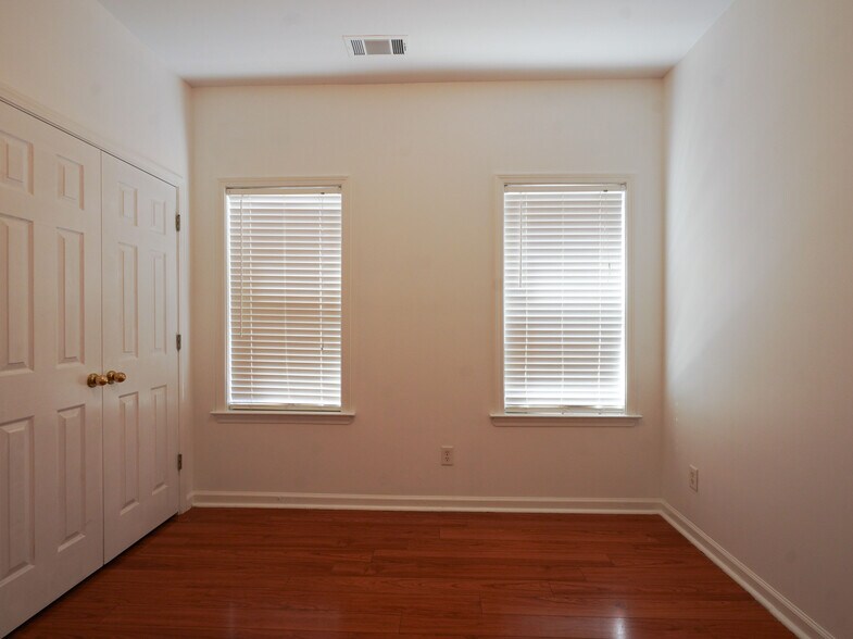 Third Bedroom - 1229 Misty Isle Dr