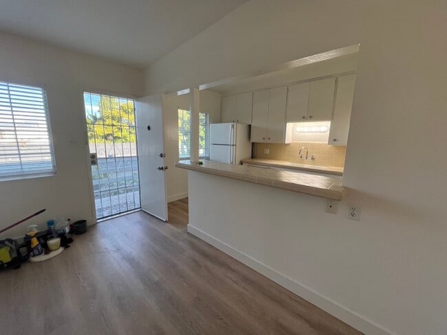 Building Photo - 11333 Venice Blvd