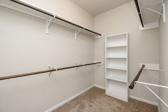 Building Photo - 4442 Buentello Dr