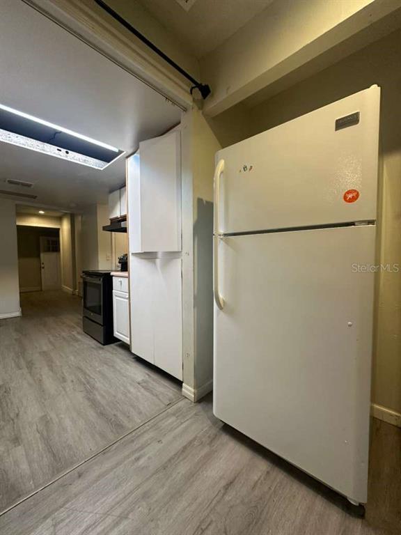 Building Photo - 322 N Wekiwa Springs Rd