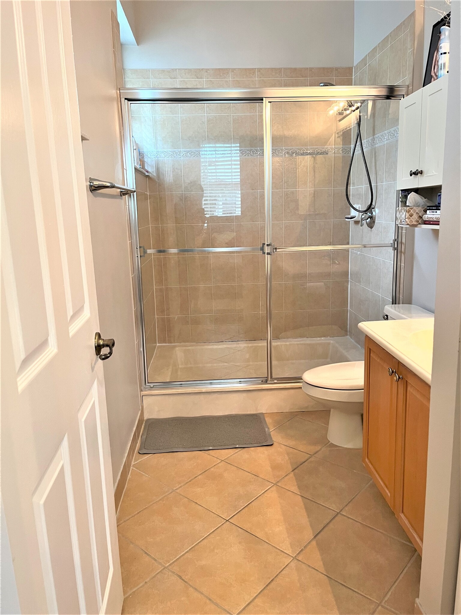 Onsuite 3rd Bath/Shower - 4321 Savannah Bay Pl