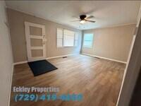 Building Photo - 1607 N 70th Ave