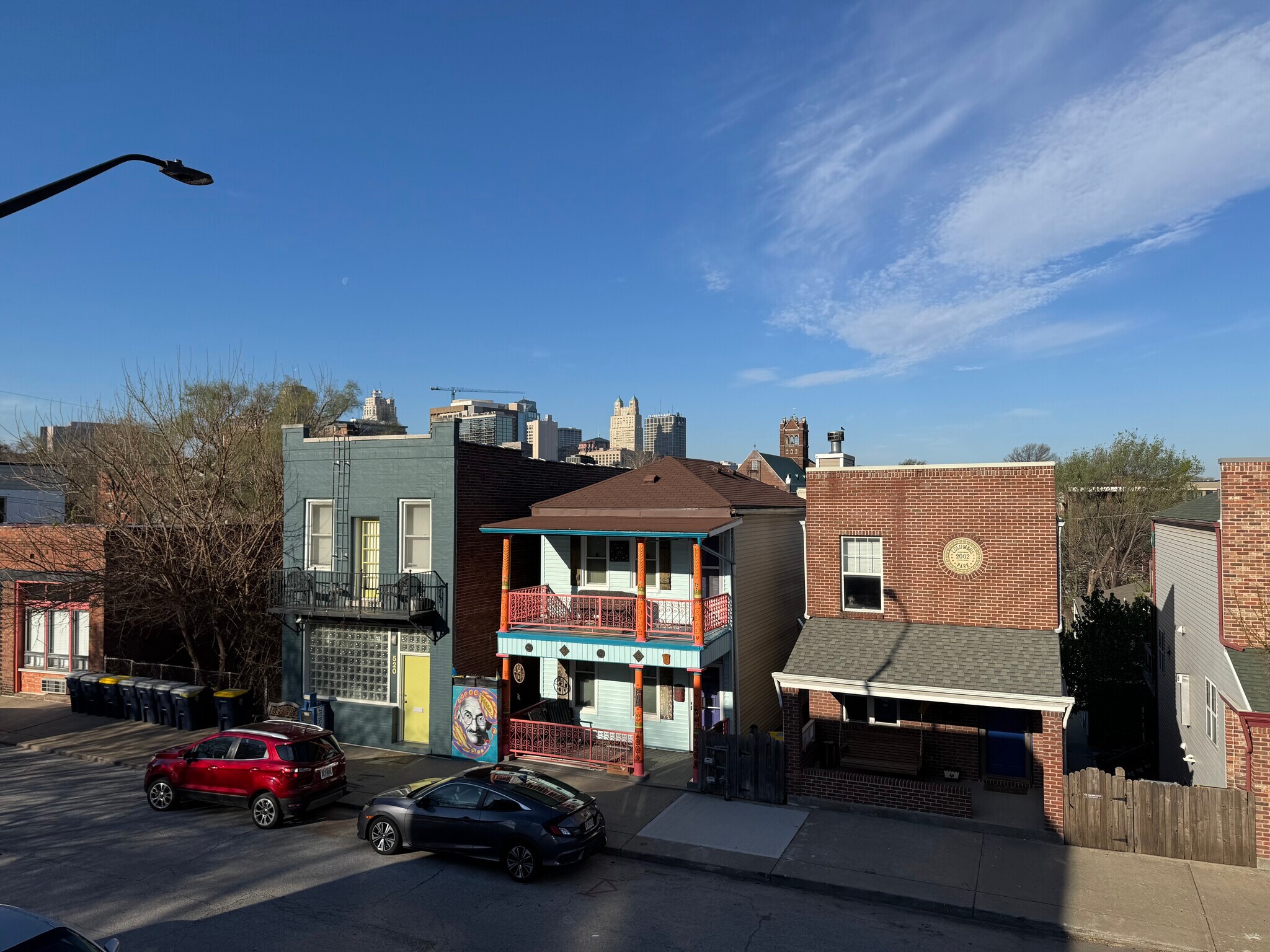 Building Photo - 517 Gillis St