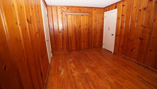 Building Photo - 14 Tallman St