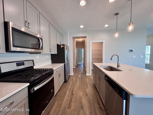 Building Photo - 2860 Copperwood Ave