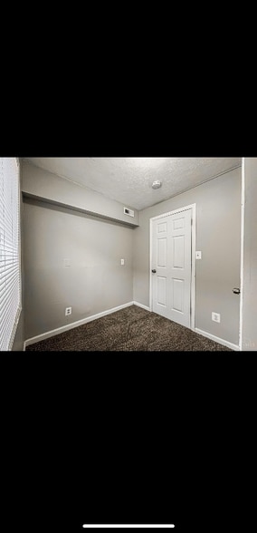 Building Photo - 3107 Bracken Woods Ln