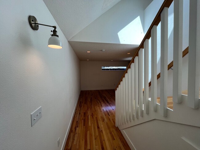 Building Photo - Custom Built 1Bd/ 1Ba home in Piedmont Neighborhood! ~ Skylight, Driveway Parking, Washer/Dryer! ...