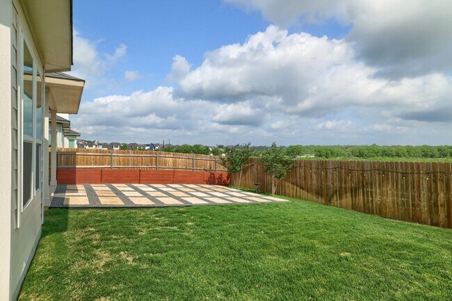 Building Photo - 4906 Seadrift Dr