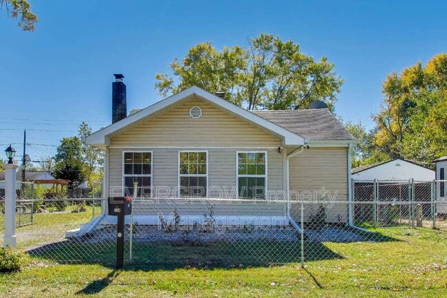 Building Photo - 321 Albany St