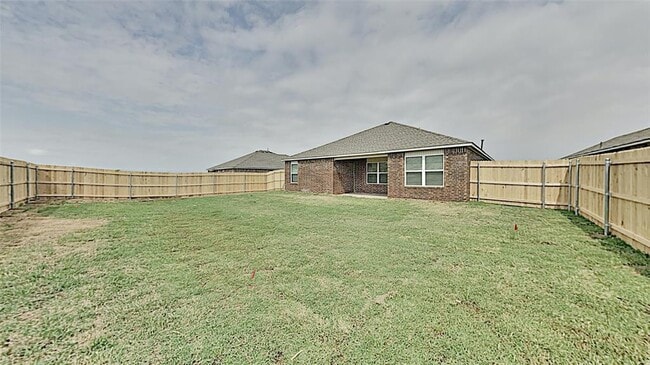 Building Photo - 16117 Lovers Ln