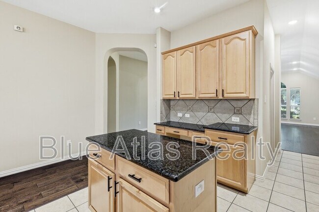 Building Photo - 4353 Mountain Crest Dr