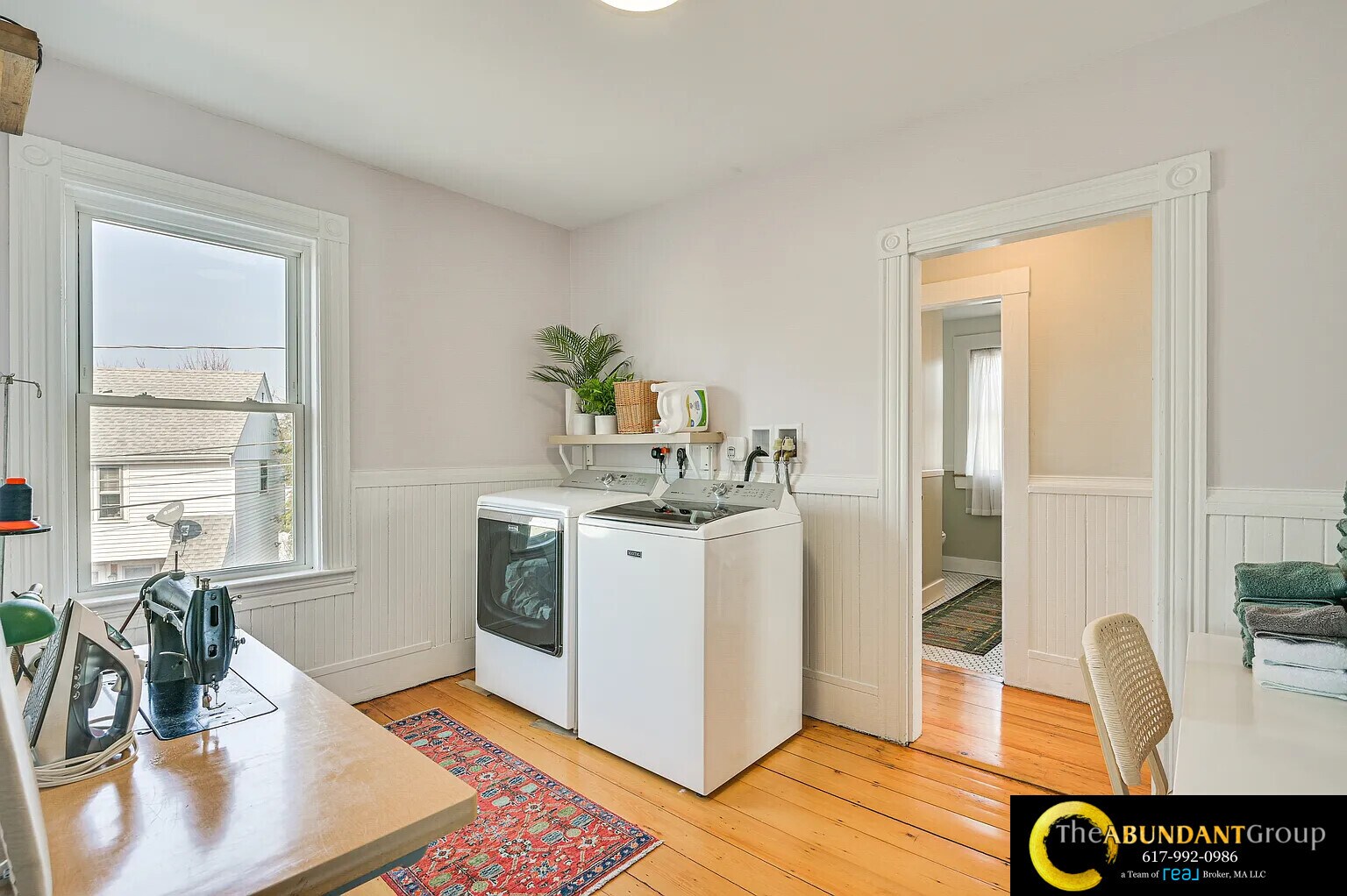 Building Photo - 44 Cottage St