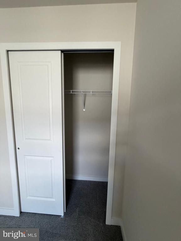 Building Photo - 33 E Front St