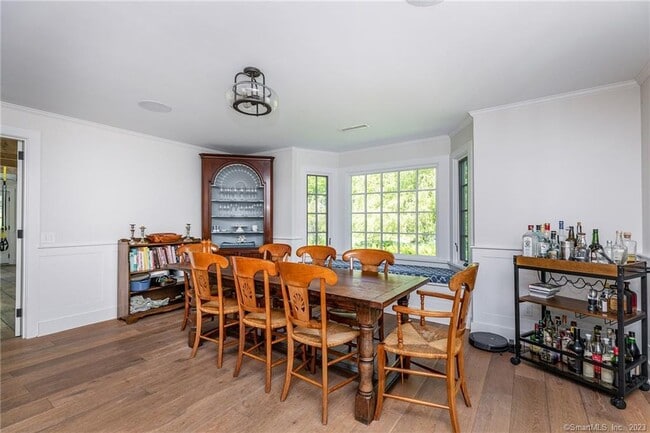 Building Photo - 90 Sharon Mountain Rd