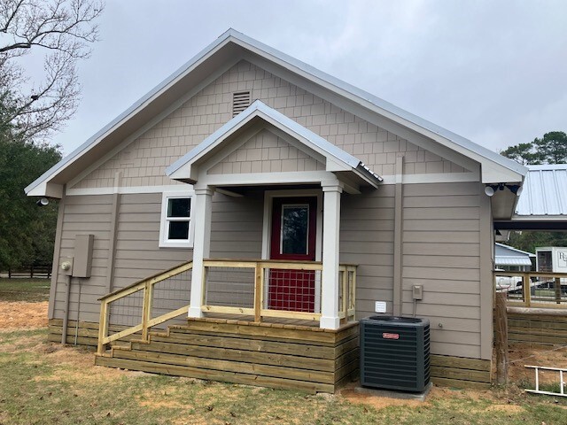 Building Photo - 180 Ritchey Rd