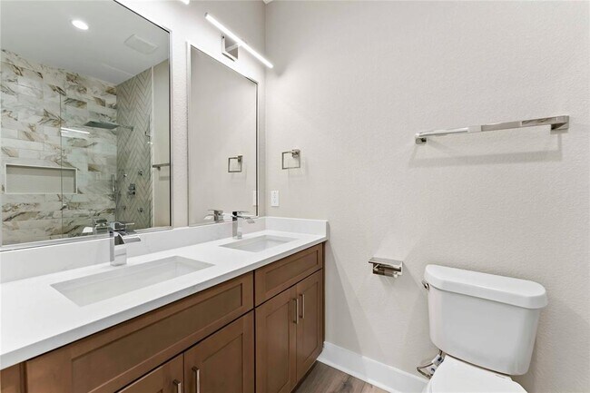 Building Photo - 9227 Ashville Dr