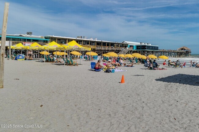 Building Photo - 4000 Ocean Beach Blvd