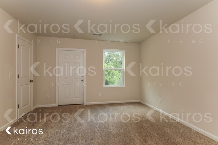 Building Photo - 132 Tybo Dr