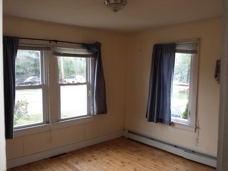 Building Photo - 67 Lafountain St