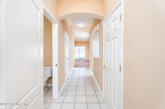 Building Photo - 1683 Biscayne Bay Cir