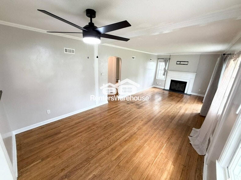 Building Photo - 5100 W 51st Terrace
