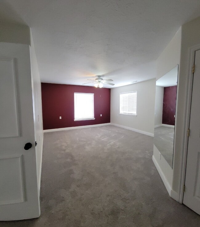Building Photo - Spacious CUSTOM 4-Bedroom Home with 3 Bathrooms and an office in Hildale, UT - A Must-See Rental ...