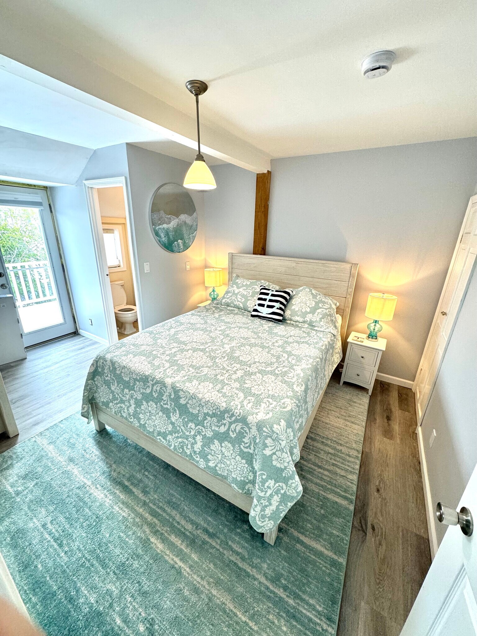 Master bedroom w 1/2 bath - Queen bed - 213 Amber St