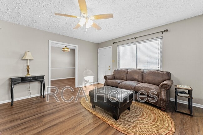 Building Photo - 3314 Vincz Dr