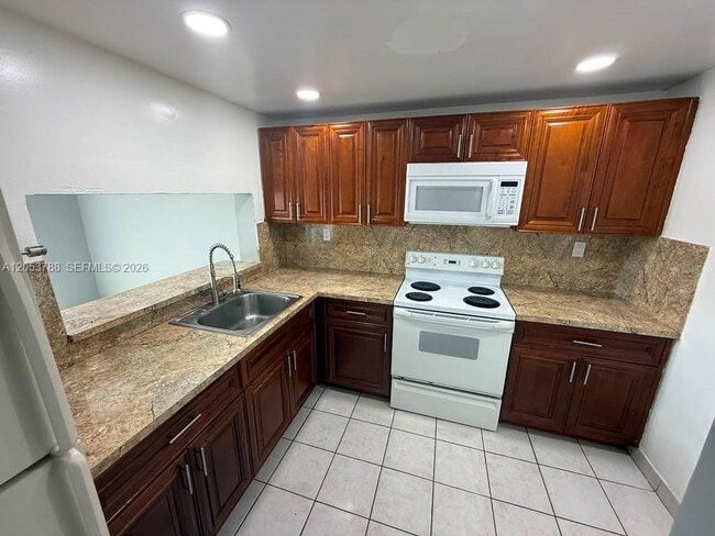 Building Photo - 11780 SW 18th St