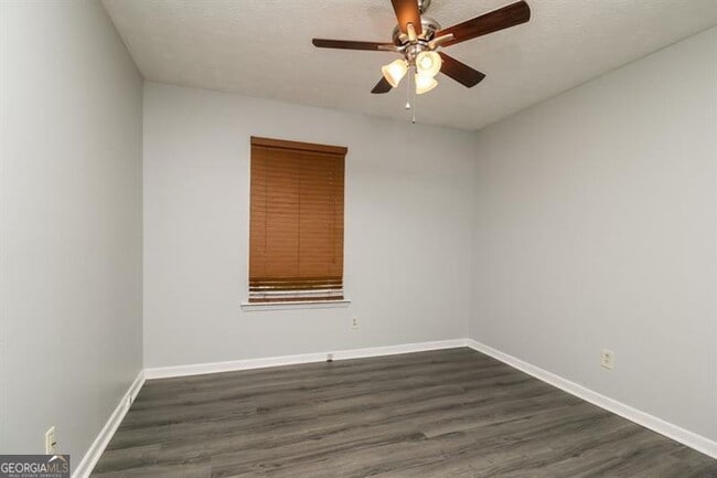 Building Photo - 3815 Landgraf Cove