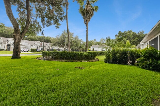 Building Photo - Spacious 3-Bedroom Townhome with Loft & Green-Space Views | Oviedo